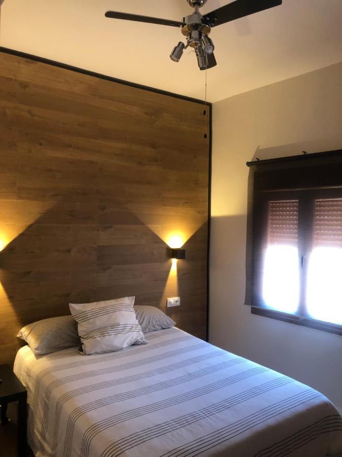 La Capital Del Jerte Apartment Пласенсия Екстериор снимка