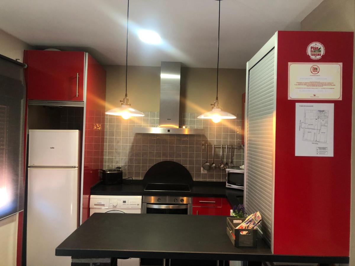 La Capital Del Jerte Apartment Пласенсия Екстериор снимка